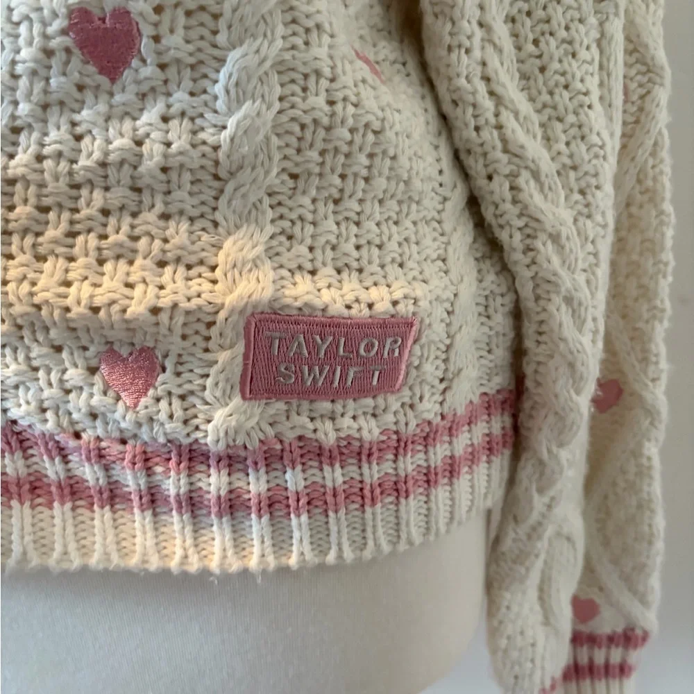 Taylor Swift Lover Cardigan - Picture 2 of 3